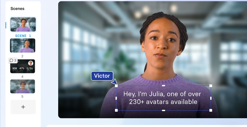 Kleines Büro-Team schaut gemeinsam auf einen Laptop, auf dem ein Onboarding-Video mit KI-Avatar läuft